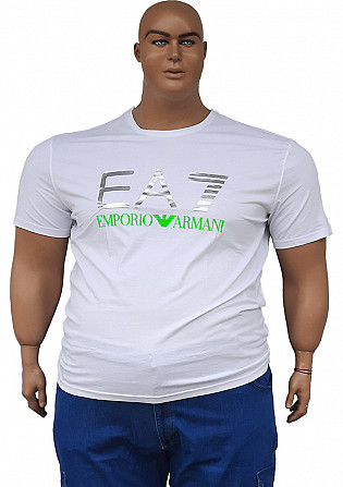 Armani белая большого размера футболка - изображение 1