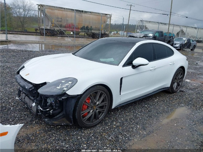 Porsche Panamera, 2019 - imagine 1