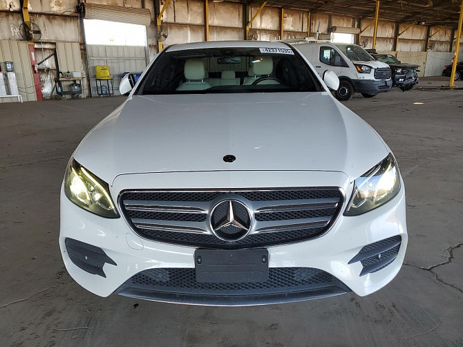 Mercedes E seria, 2019 - изображение 1